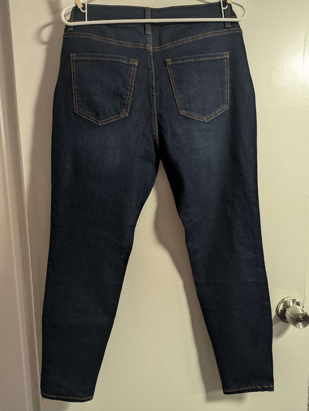 Time and Tru Dark Wash Women’s Jeans - Dark Blue - Picture 2 of 3